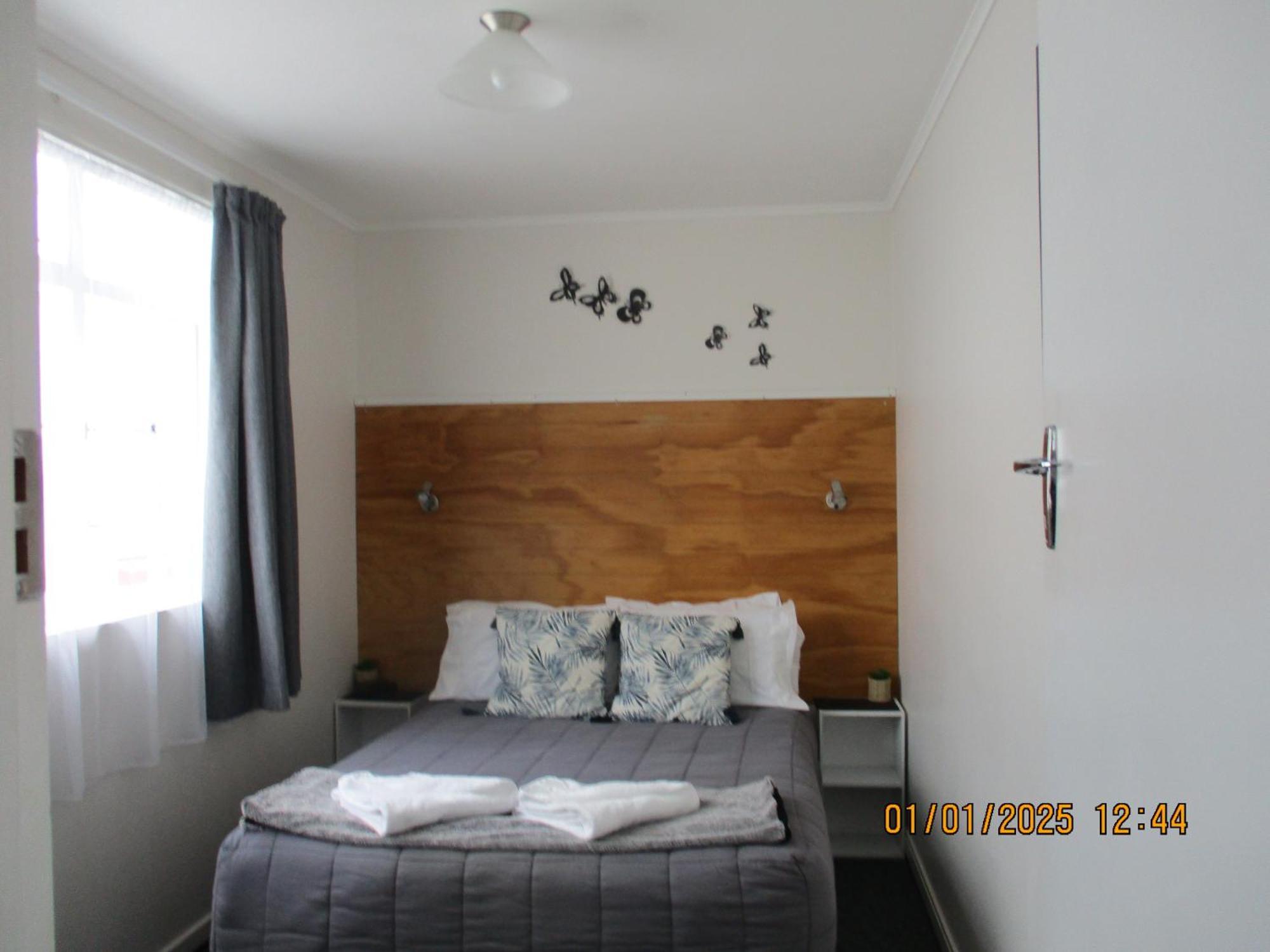 High Street Living Motel พิคตัน ภายนอก รูปภาพ